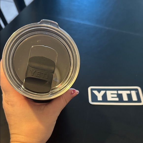 YETI Rambler - Picture 2 of 6